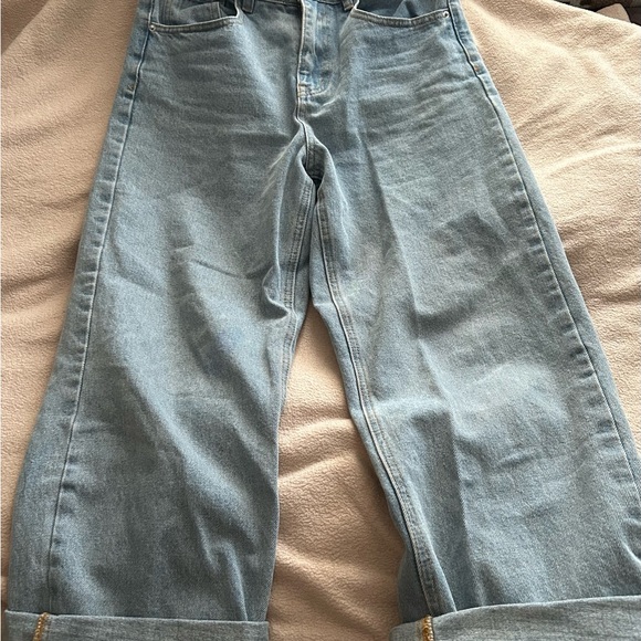 SHEIN Women’s Relaxed Fit Jeans in Light Blue - Picture 1 of 5
